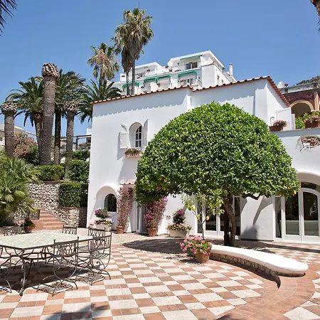 Camerelle Villa